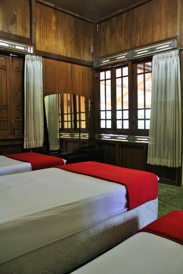 RedDoorz Hostel @ Dago 2 Bandung Zewnętrze zdjęcie