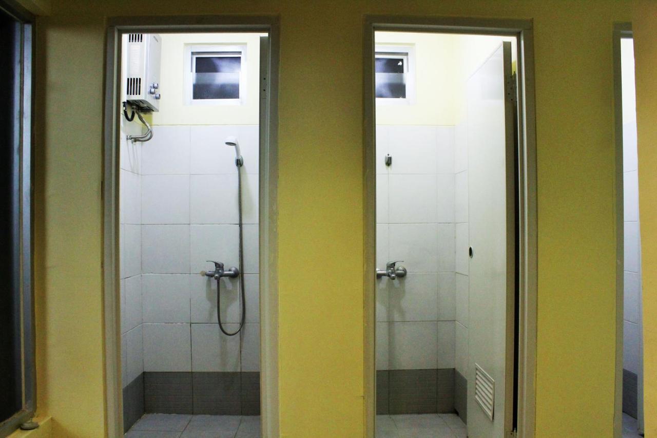 RedDoorz Hostel @ Dago 2 Bandung Zewnętrze zdjęcie