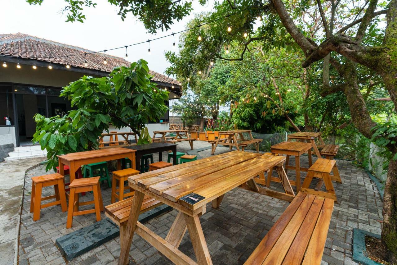 RedDoorz Hostel @ Dago 2 Bandung Zewnętrze zdjęcie