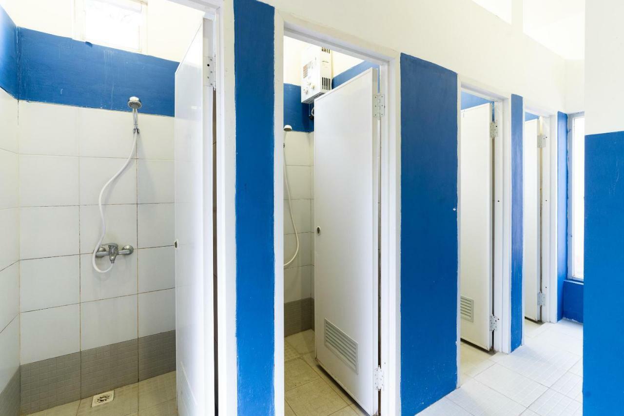 RedDoorz Hostel @ Dago 2 Bandung Zewnętrze zdjęcie